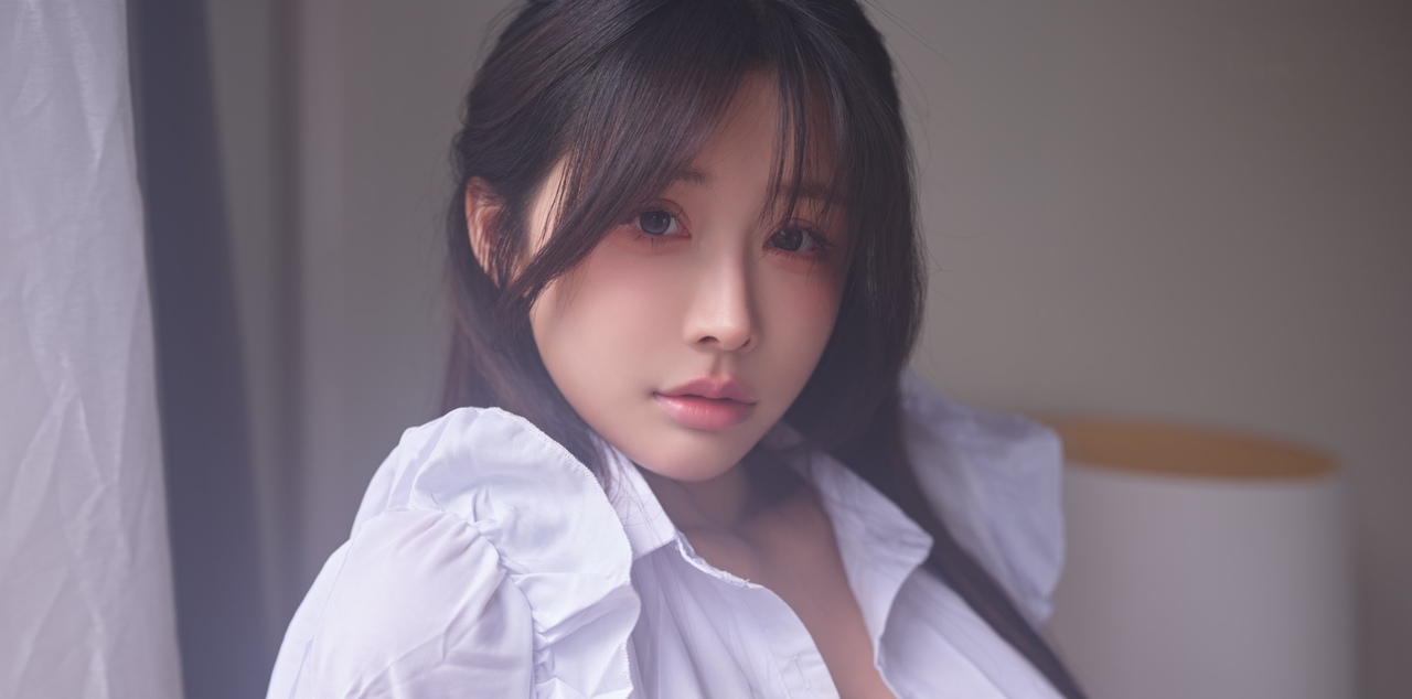 YeonYu(연유) – ARTGRAVIA VOL.726｜148P+5V · 低饱和光影下的身体诗行-玩图志